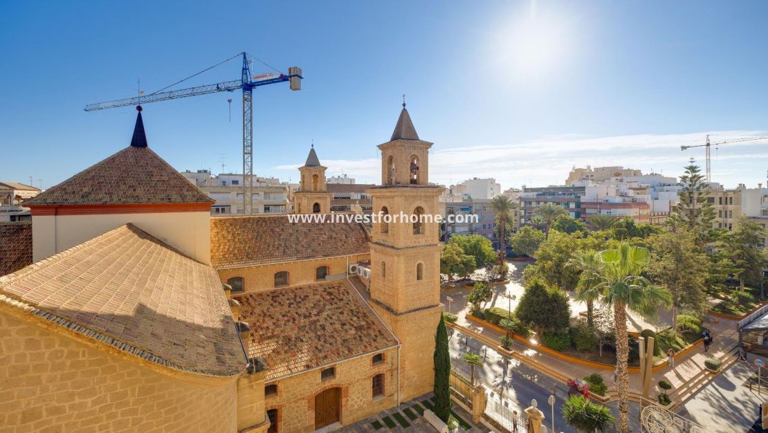 Sale - Apartment - Torrevieja - Centro