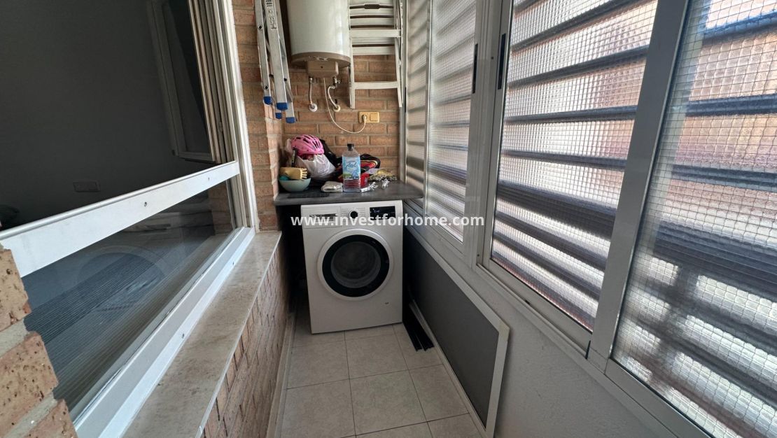 Sale - Apartment - Torrevieja - Centro