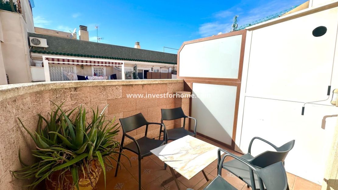Sale - Apartment - Torrevieja - Centro