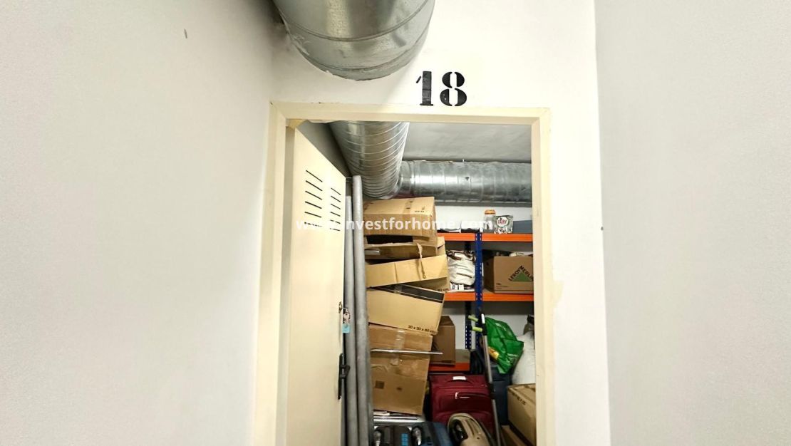 Sale - Apartment - Torrevieja - Centro