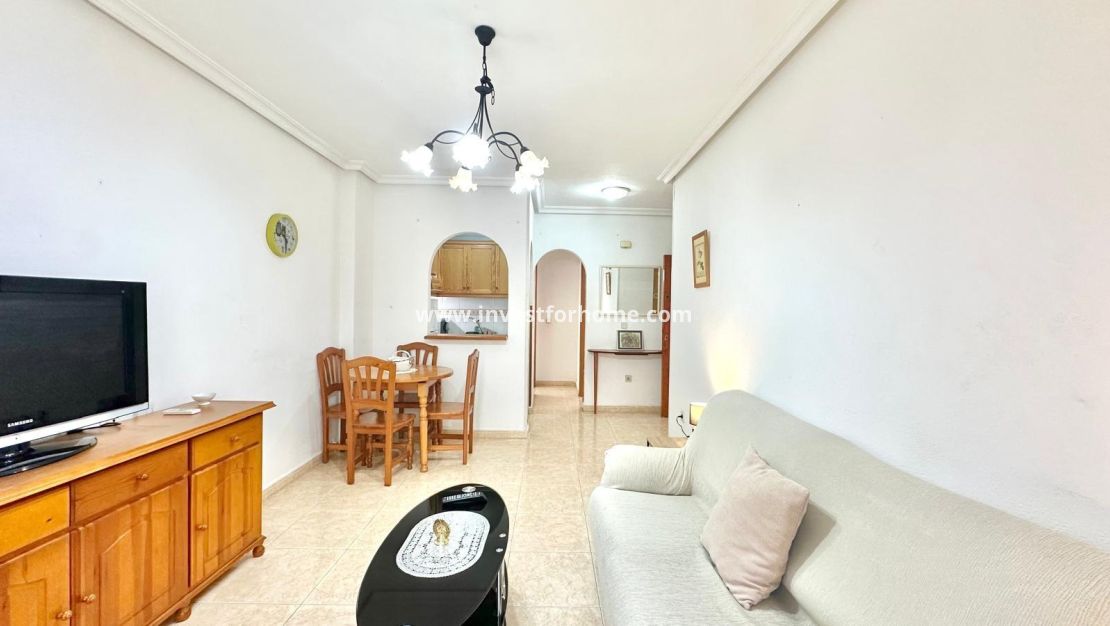 Sale - Apartment - Torrevieja - Centro