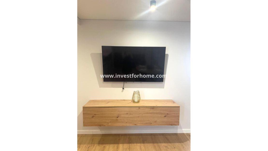 Sale - Apartment - Torrevieja - Centro