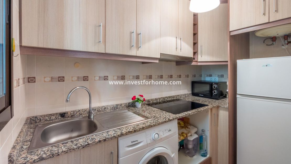 Sale - Apartment - Torrevieja - Centro