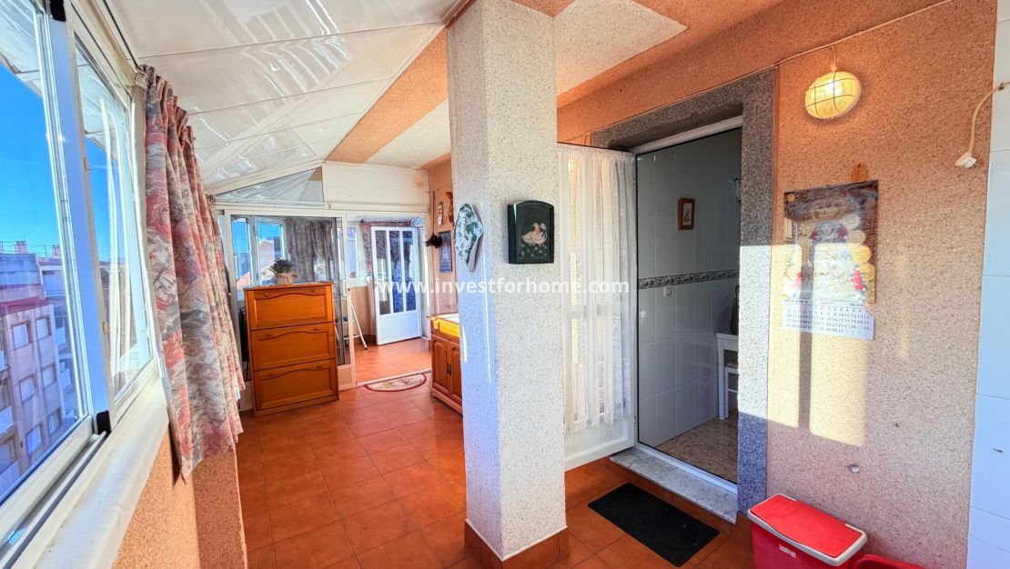 Sale - Apartment - Torrevieja - Centro