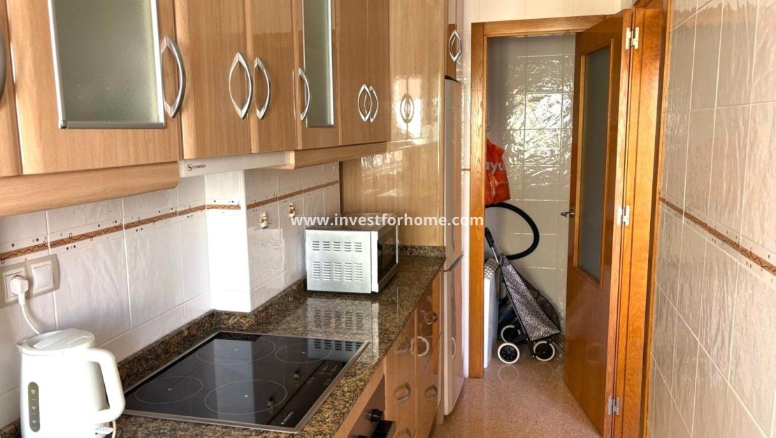 Sale - Apartment - Torrevieja - Centro