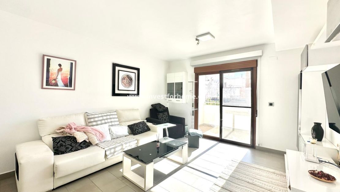 Sale - Apartment - Torrevieja - Centro