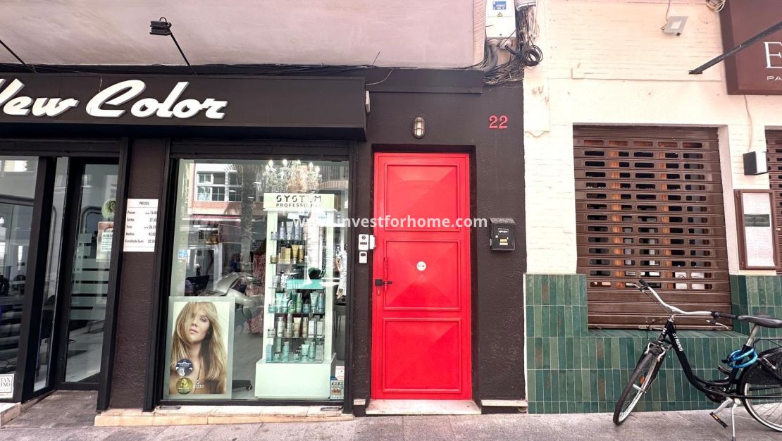 Sale - Apartment - Torrevieja - Centro