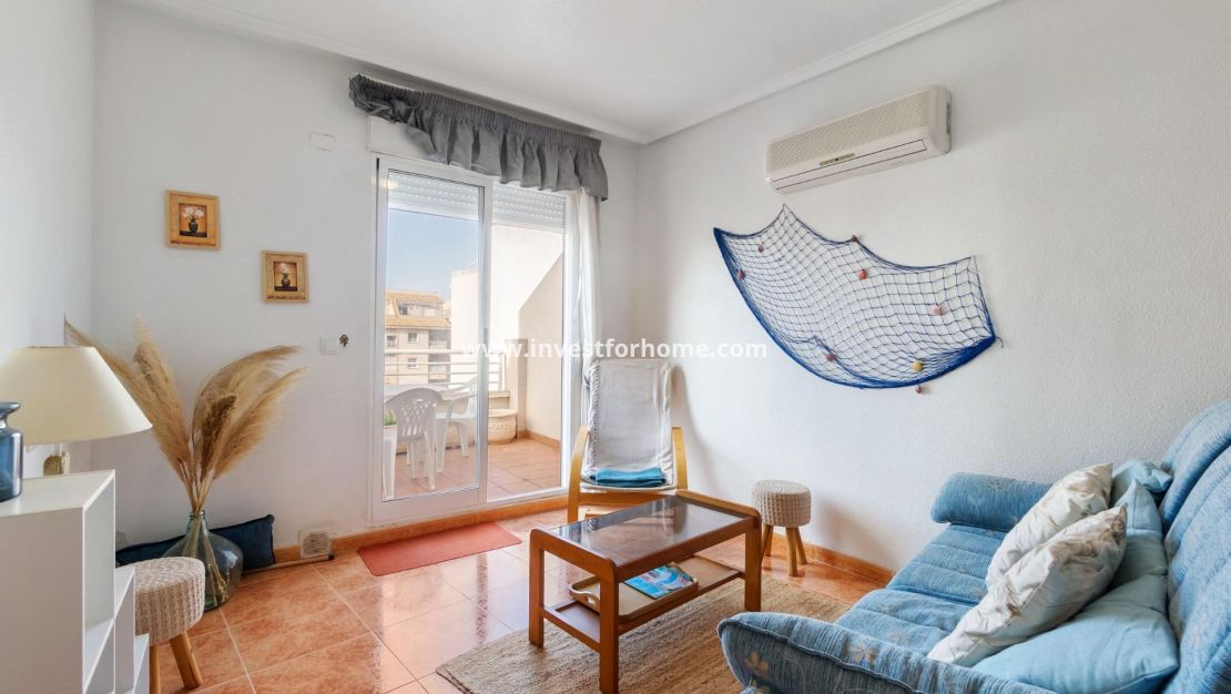 Sale - Apartment - Torrevieja - Centro