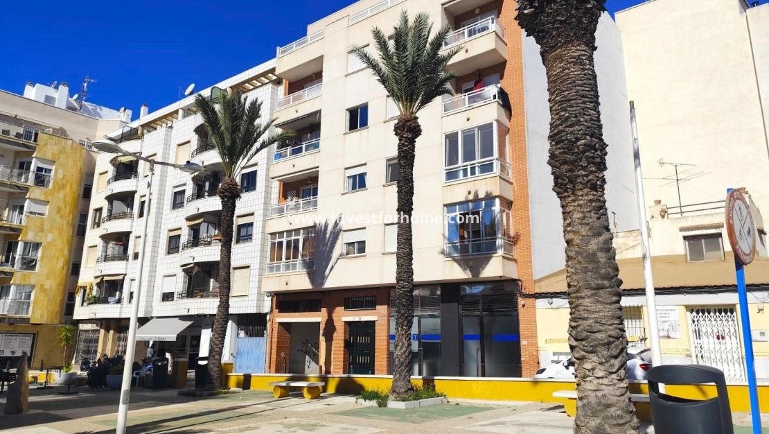 Sale - Apartment - Torrevieja - Centro