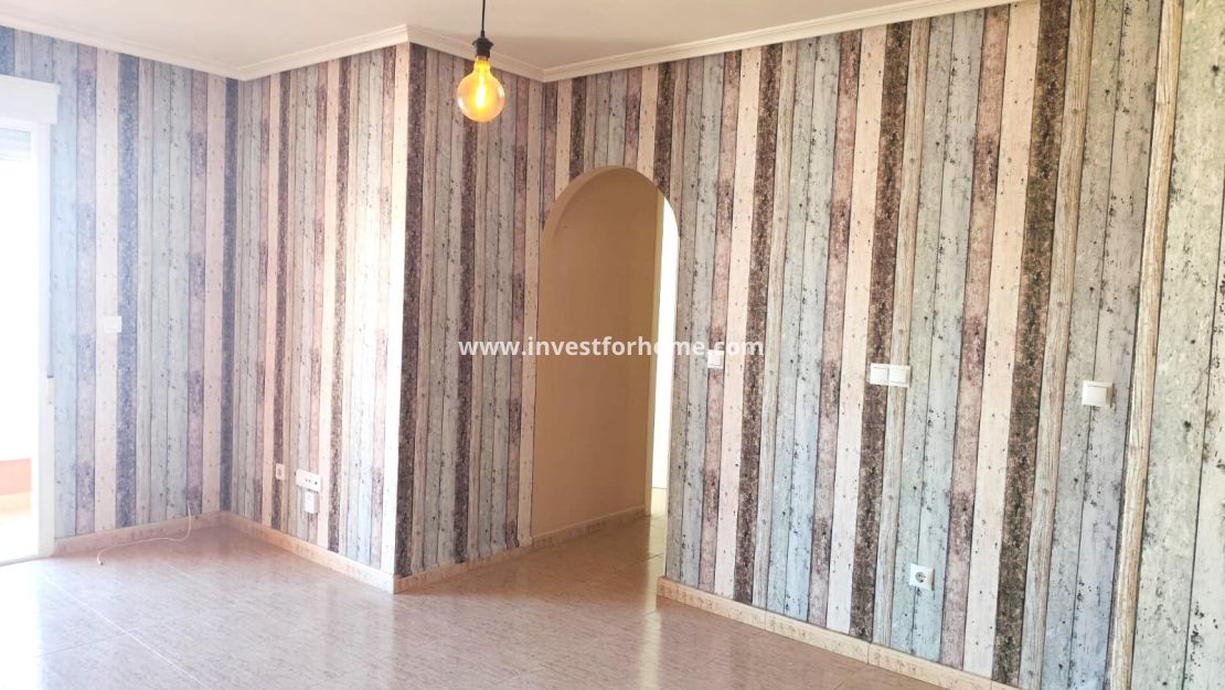 Sale - Apartment - Torrevieja - Centro