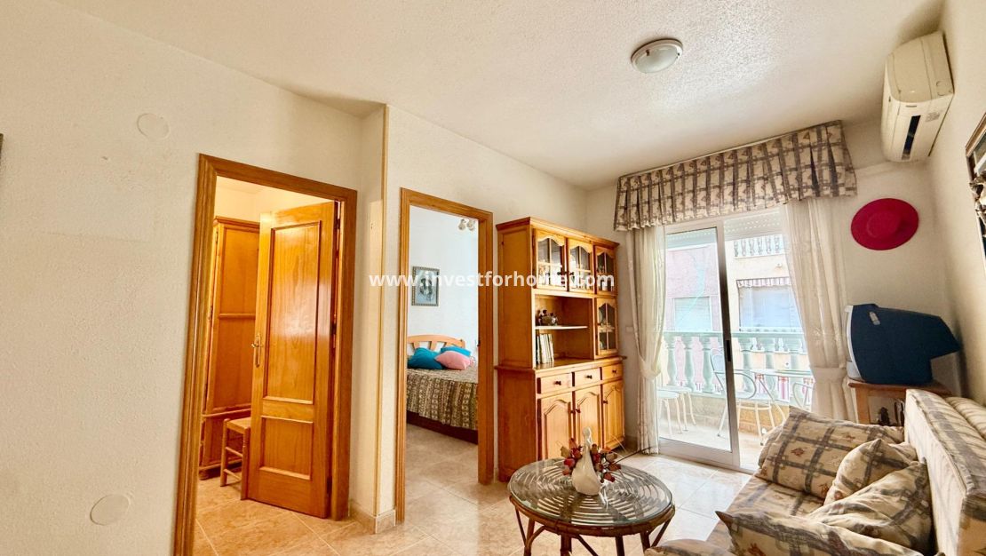 Sale - Apartment - Torrevieja - Centro