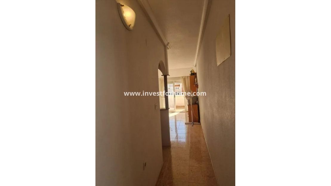 Sale - Apartment - Torrevieja - Centro
