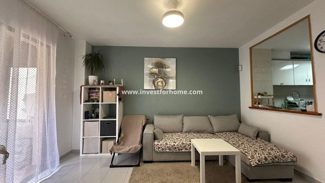 Sale - Apartment - Torrevieja - Centro