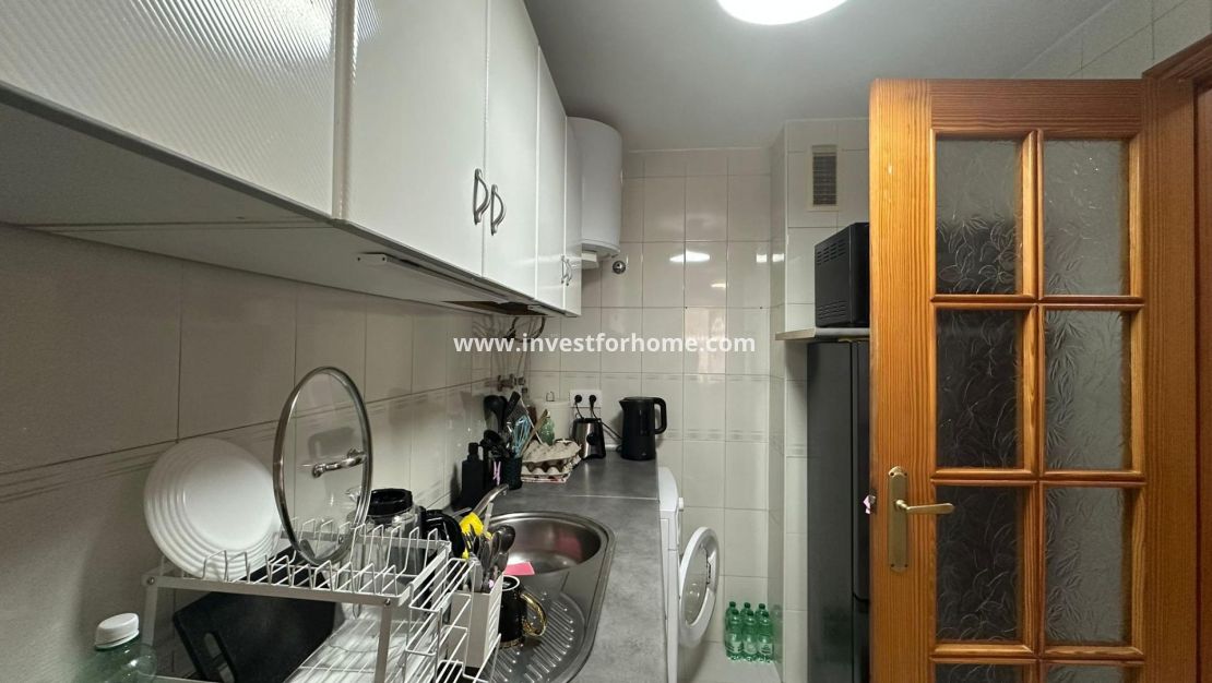 Sale - Apartment - Torrevieja - Centro