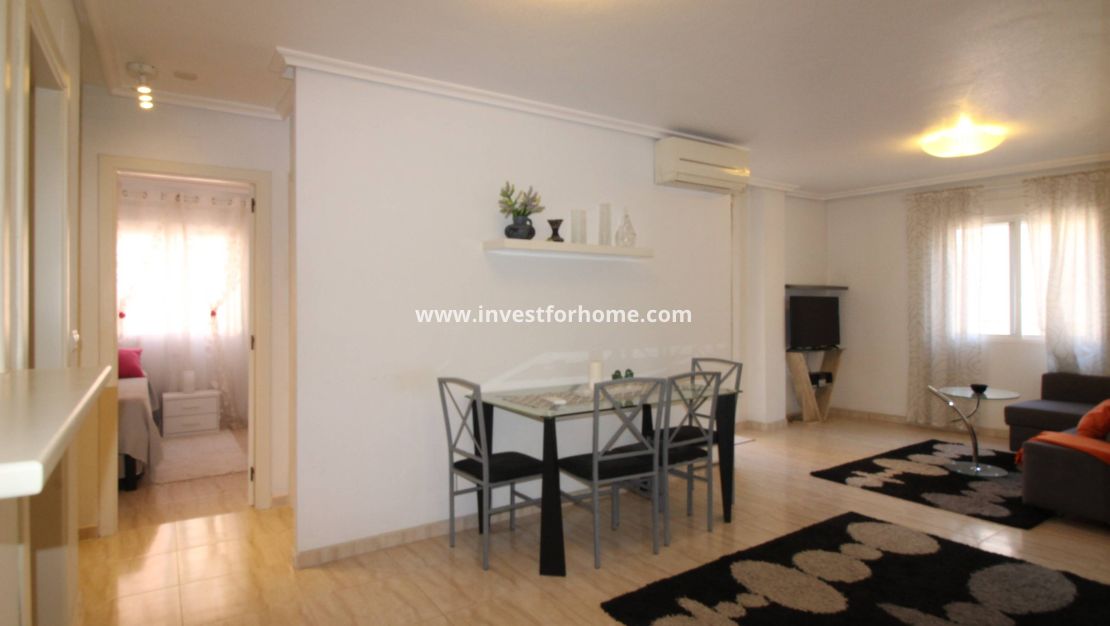 Sale - Apartment - Torrevieja - Centro
