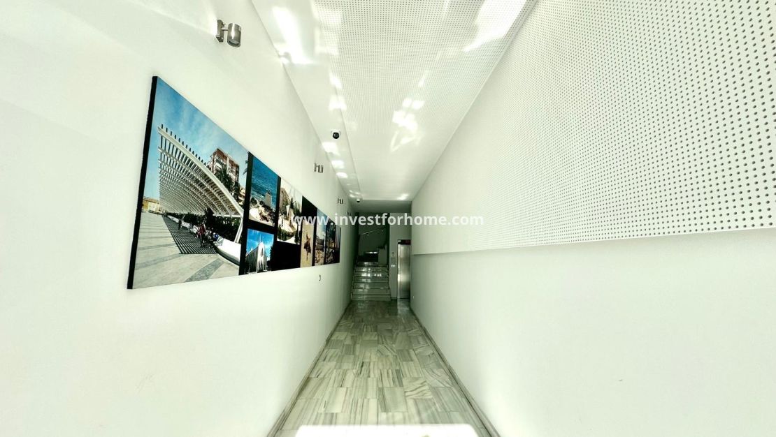 Sale - Apartment - Torrevieja - Centro
