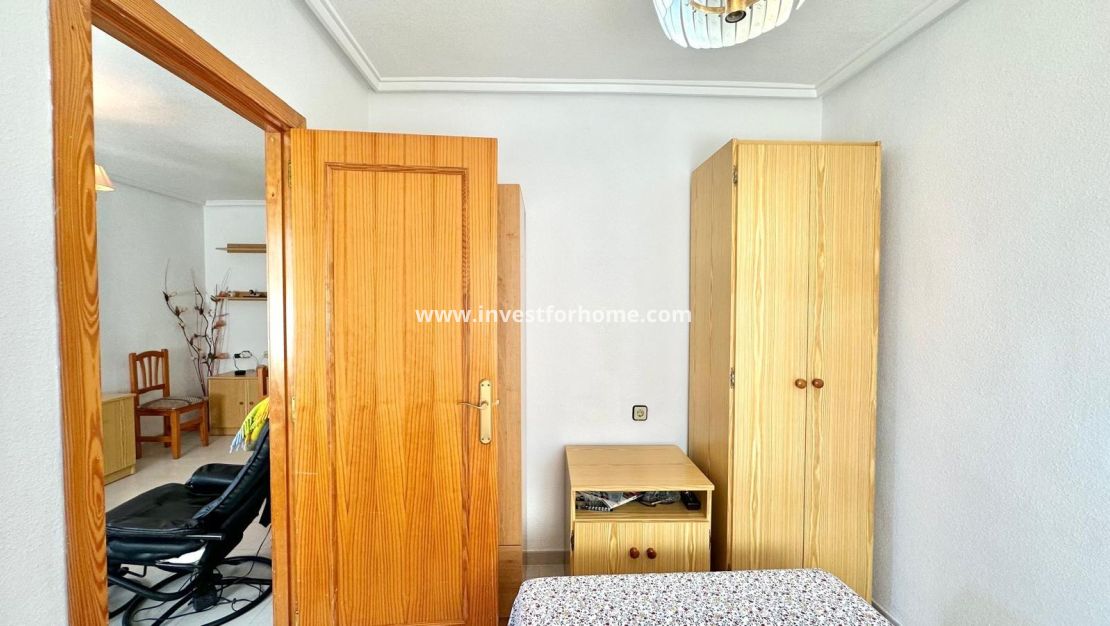 Sale - Apartment - Torrevieja - Centro