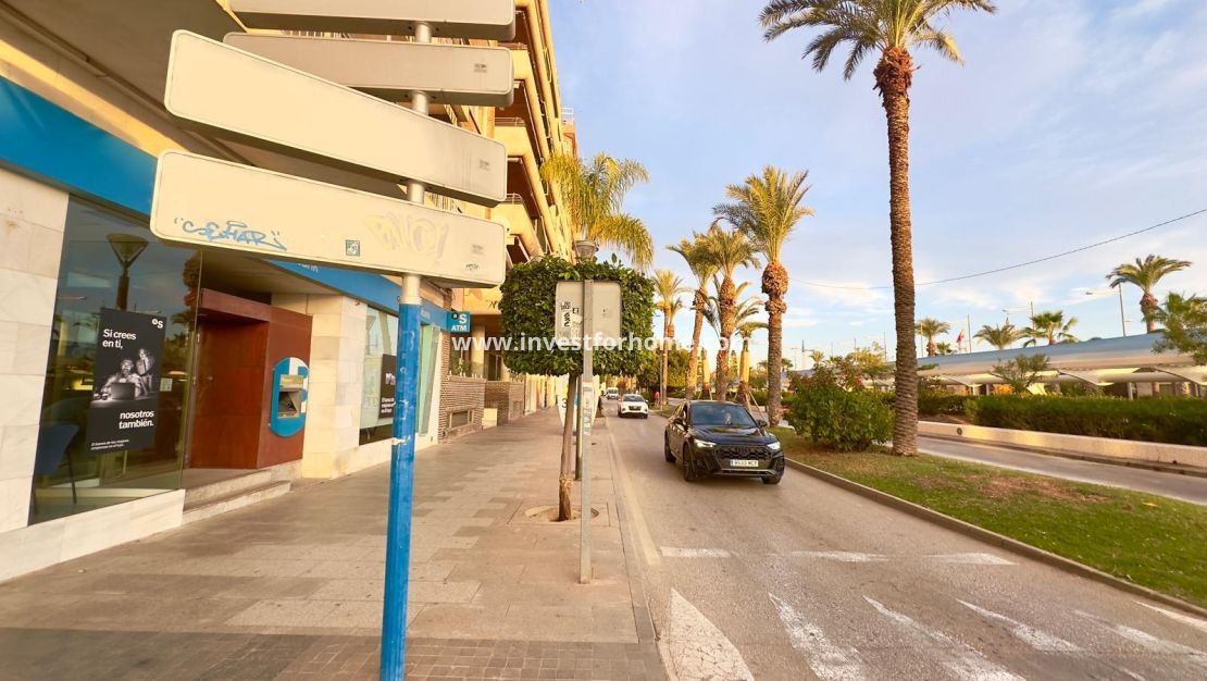 Sale - Apartment - Torrevieja - Centro