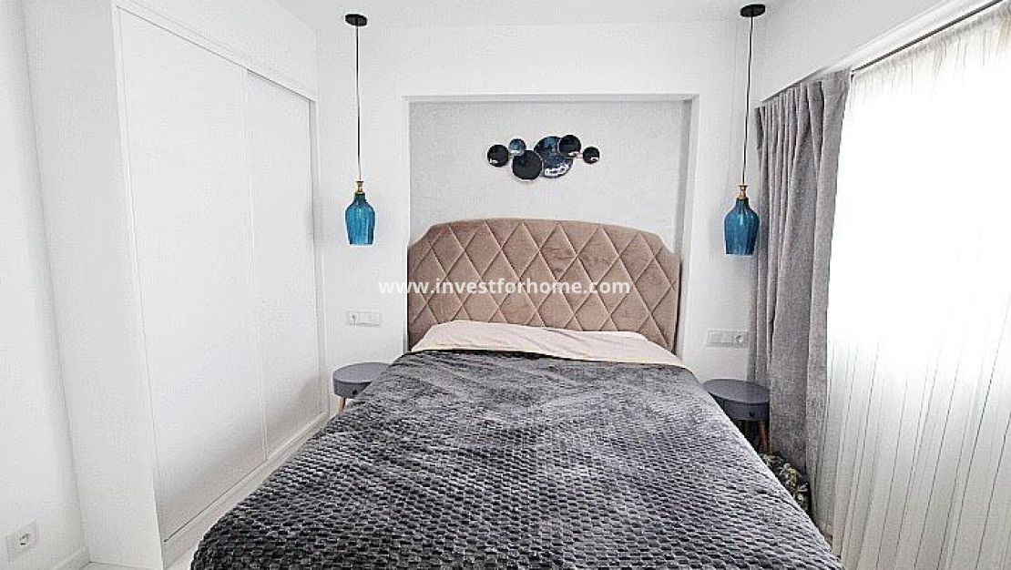 Sale - Apartment - Torrevieja - Centro