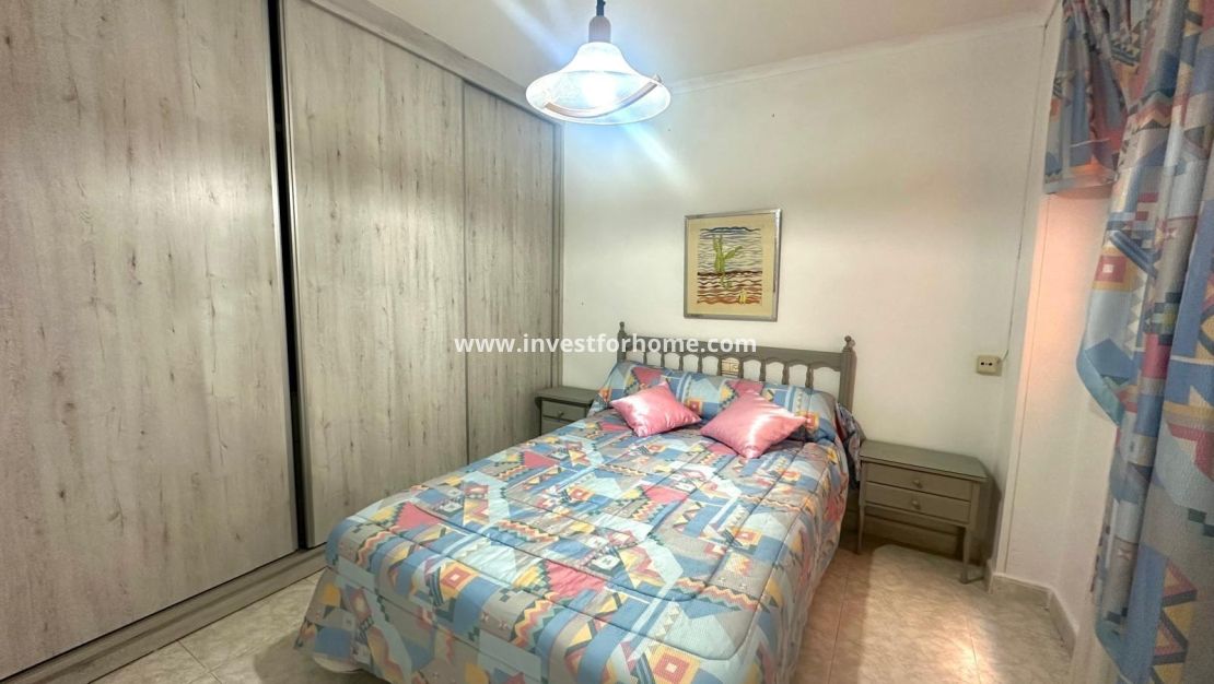 Sale - Apartment - Torrevieja - Centro