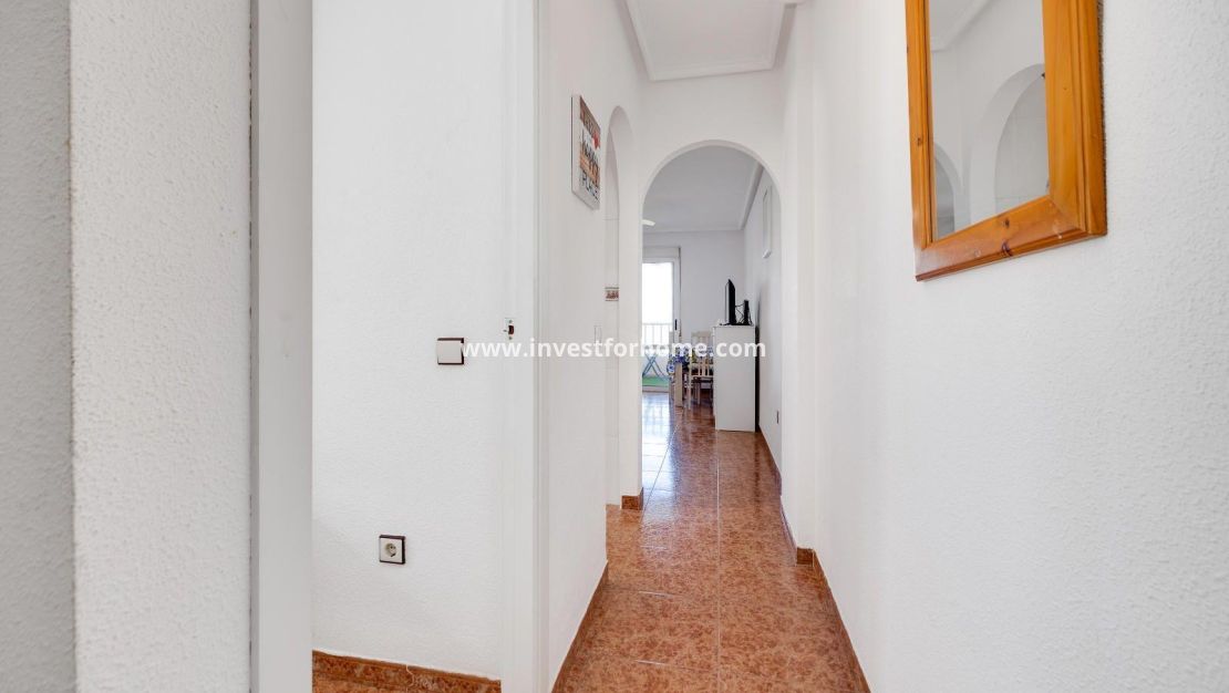 Sale - Apartment - Torrevieja - Centro