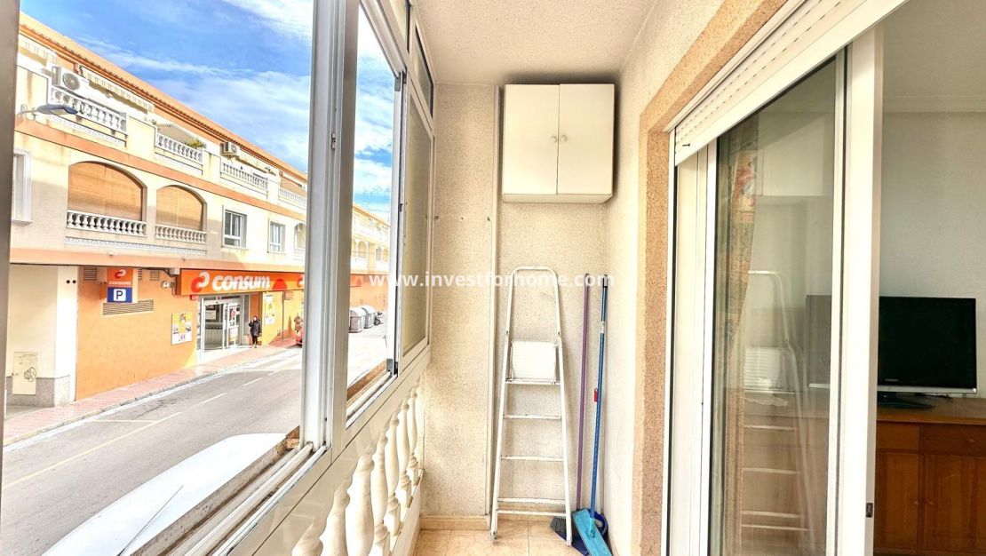Sale - Apartment - Torrevieja - Centro