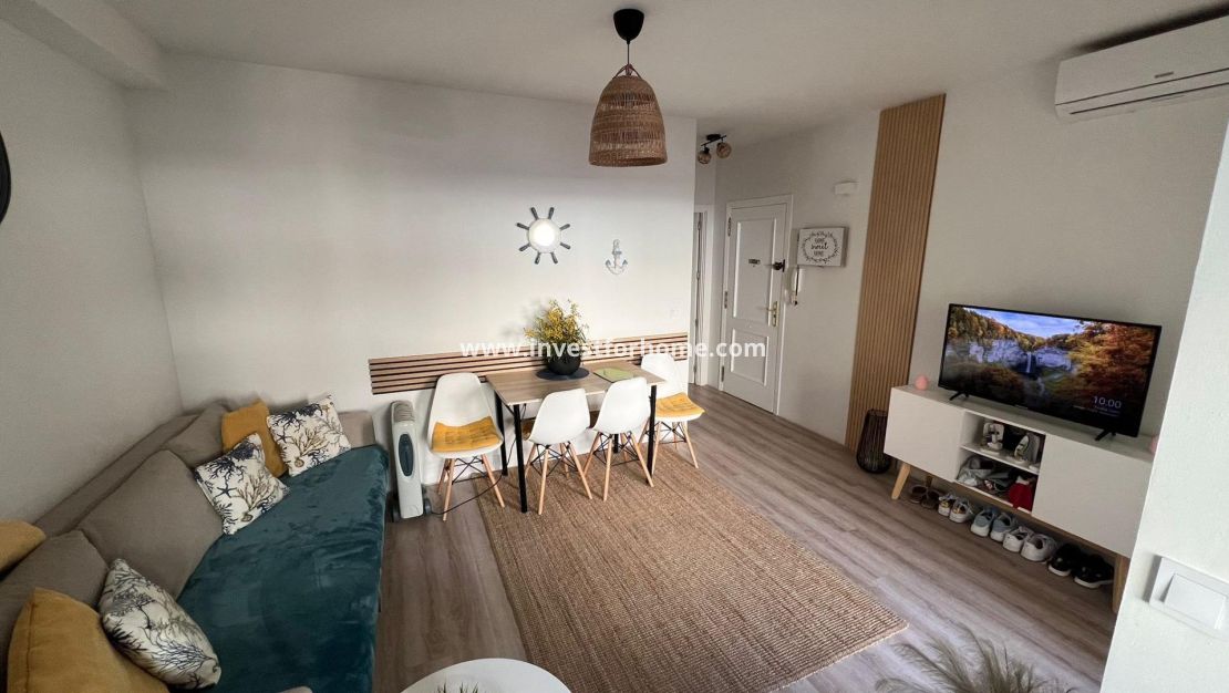 Sale - Apartment - Torrevieja - Centro