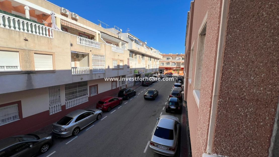 Sale - Apartment - Torrevieja - Centro
