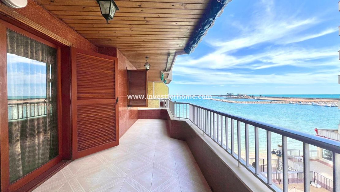 Sale - Apartment - Torrevieja - Centro