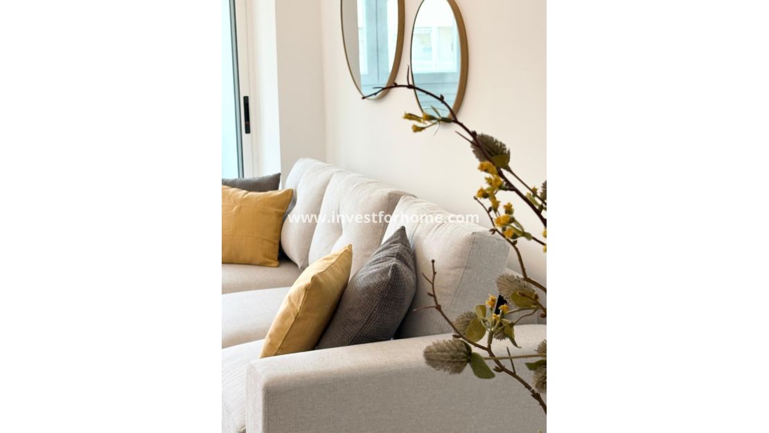 Sale - Apartment - Torrevieja - Centro