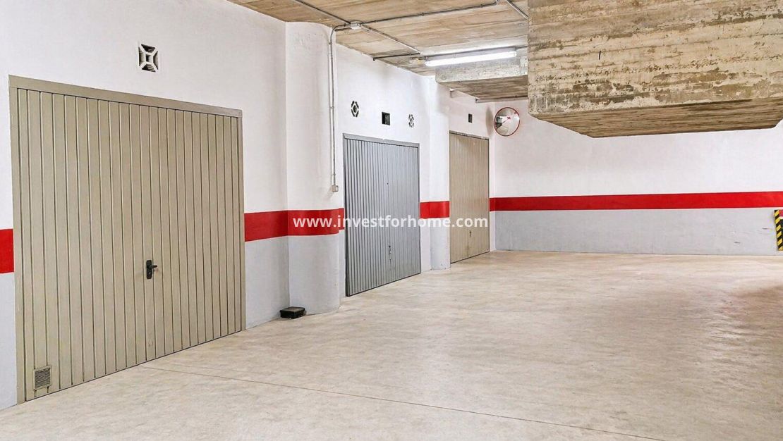 Sale - Apartment - Torrevieja - Centro