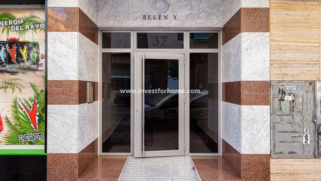 Sale - Apartment - Torrevieja - Centro