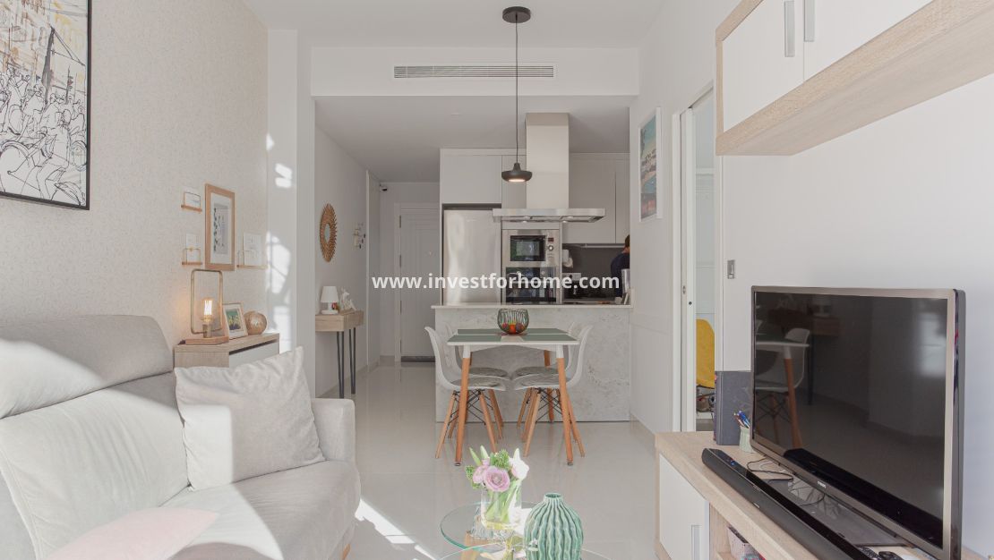 Sale - Apartment - Torrevieja - Centro