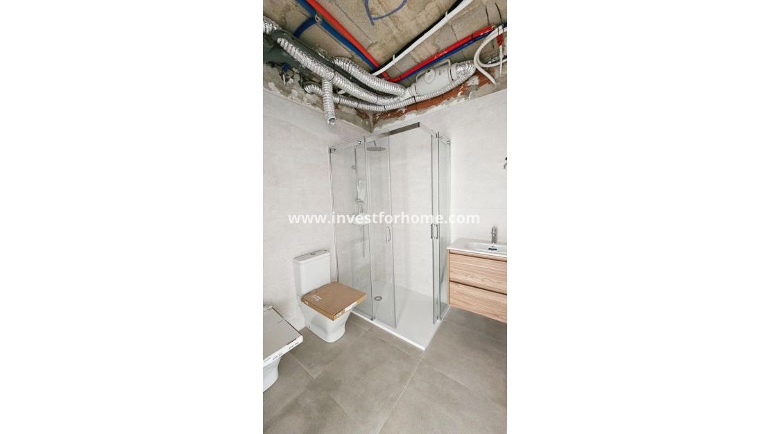 Sale - Apartment - Torrevieja - Centro