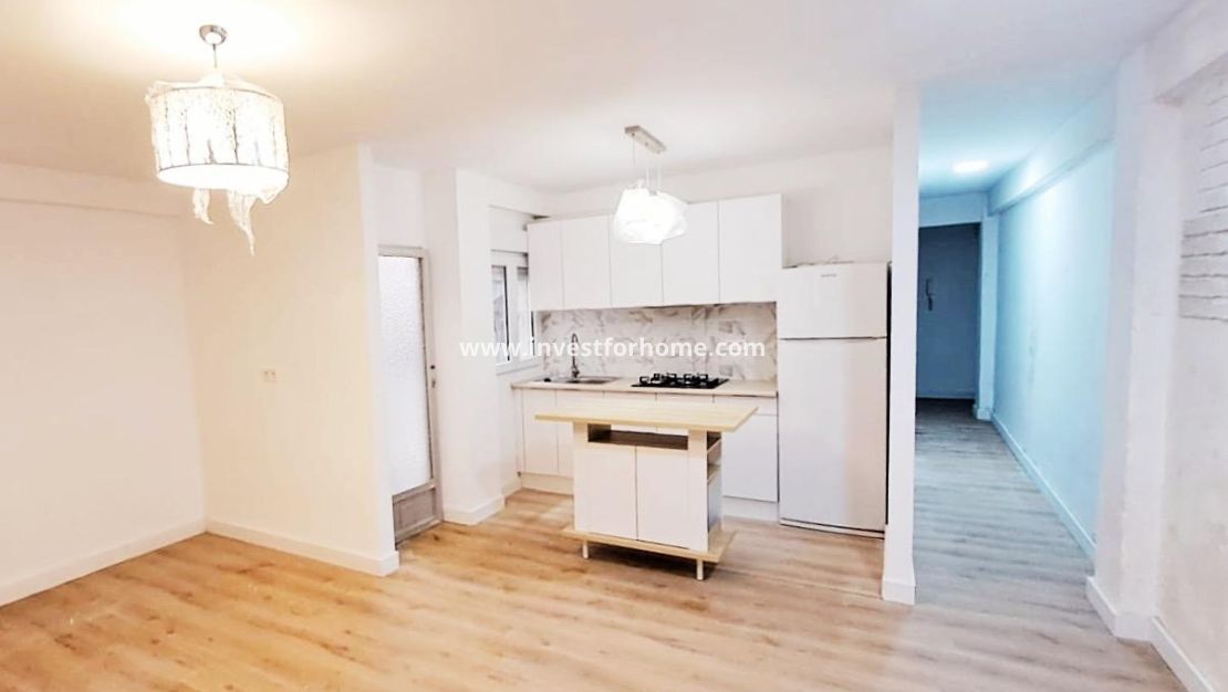 Sale - Apartment - Torrevieja - Centro