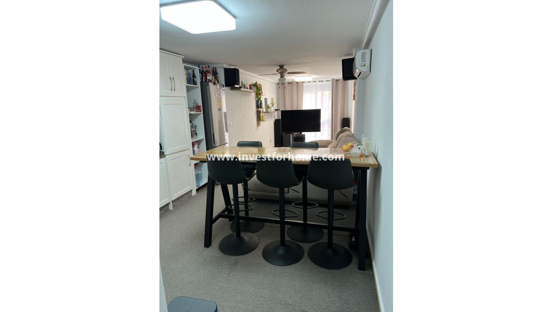 Sale - Apartment - Torrevieja - Centro