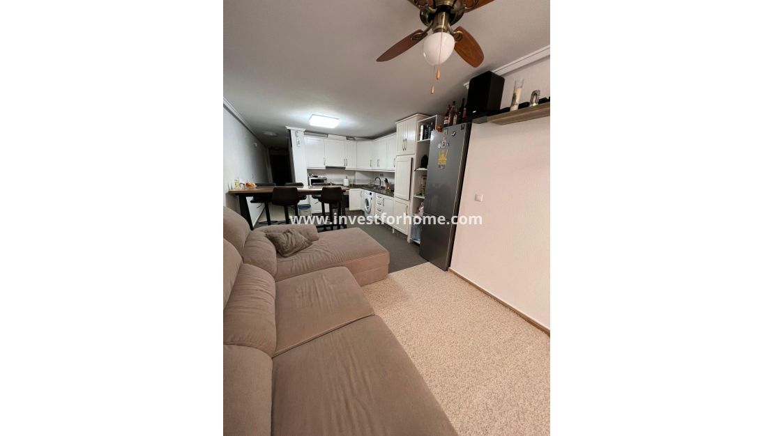 Sale - Apartment - Torrevieja - Centro