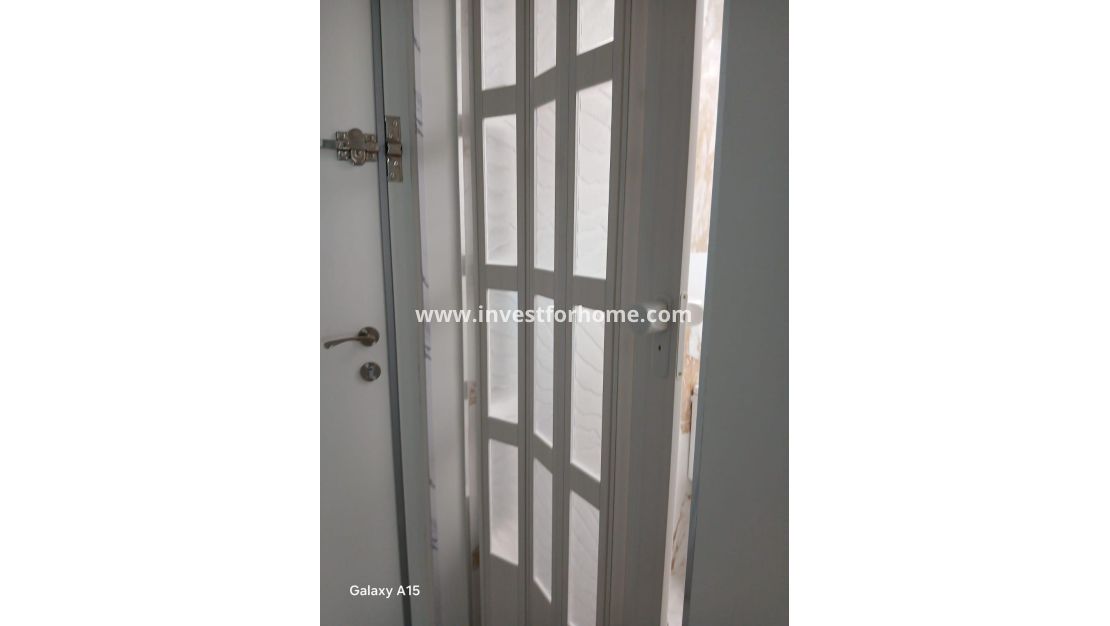 Sale - Apartment - Torrevieja - Centro