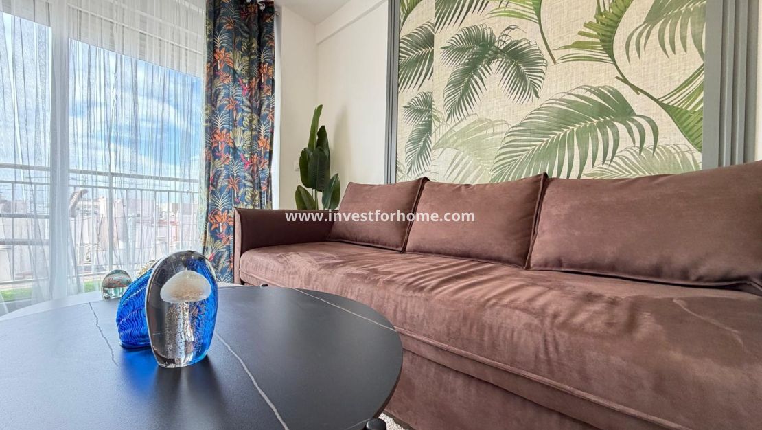 Sale - Apartment - Torrevieja - Centro