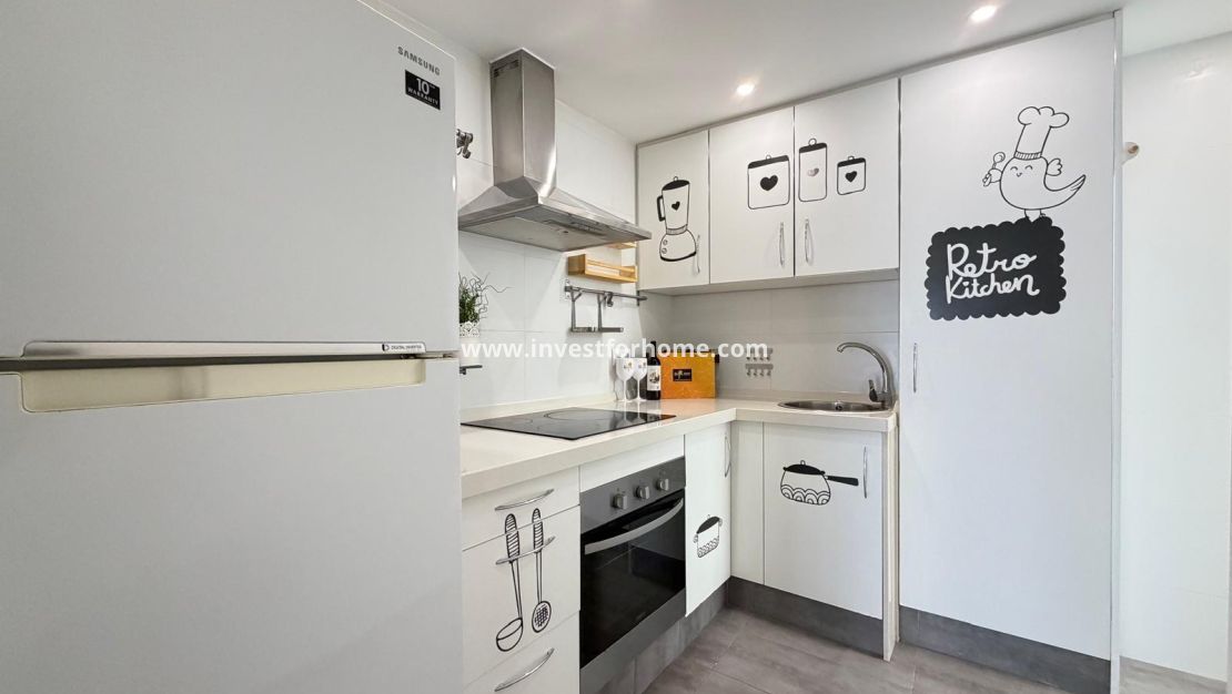 Sale - Apartment - Torrevieja - Centro