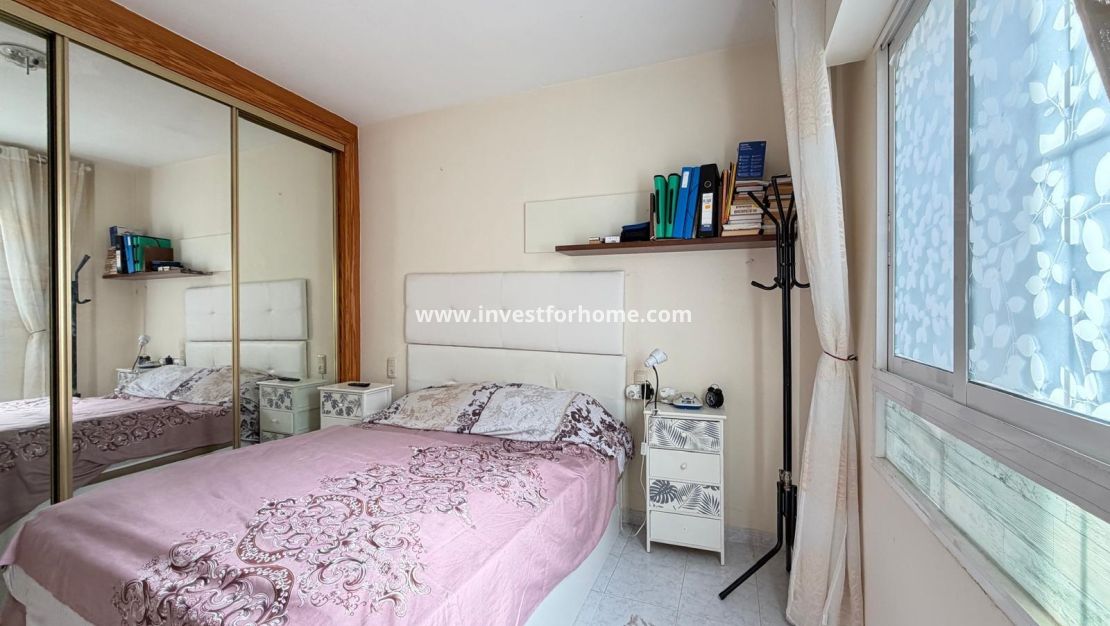 Sale - Apartment - Torrevieja - Centro