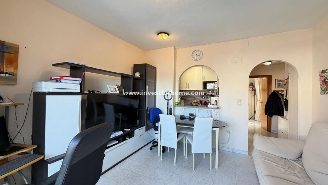 Sale - Apartment - Torrevieja - Centro
