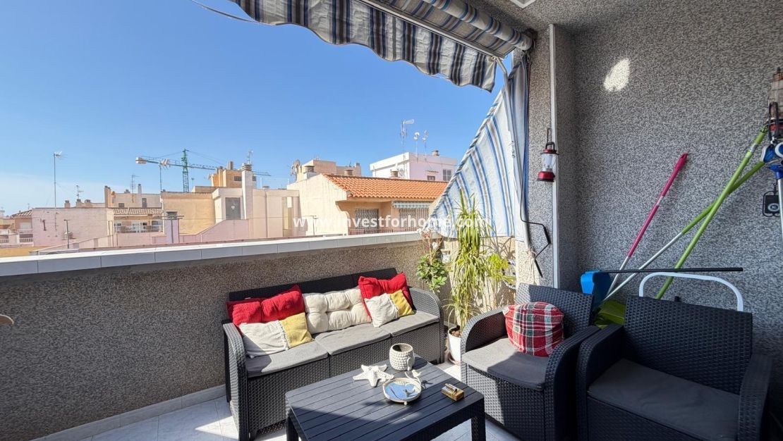 Sale - Apartment - Torrevieja - Centro