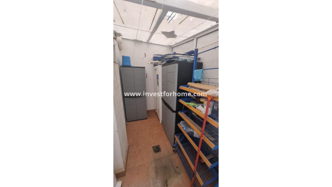Sale - Apartment - Torrevieja - Centro