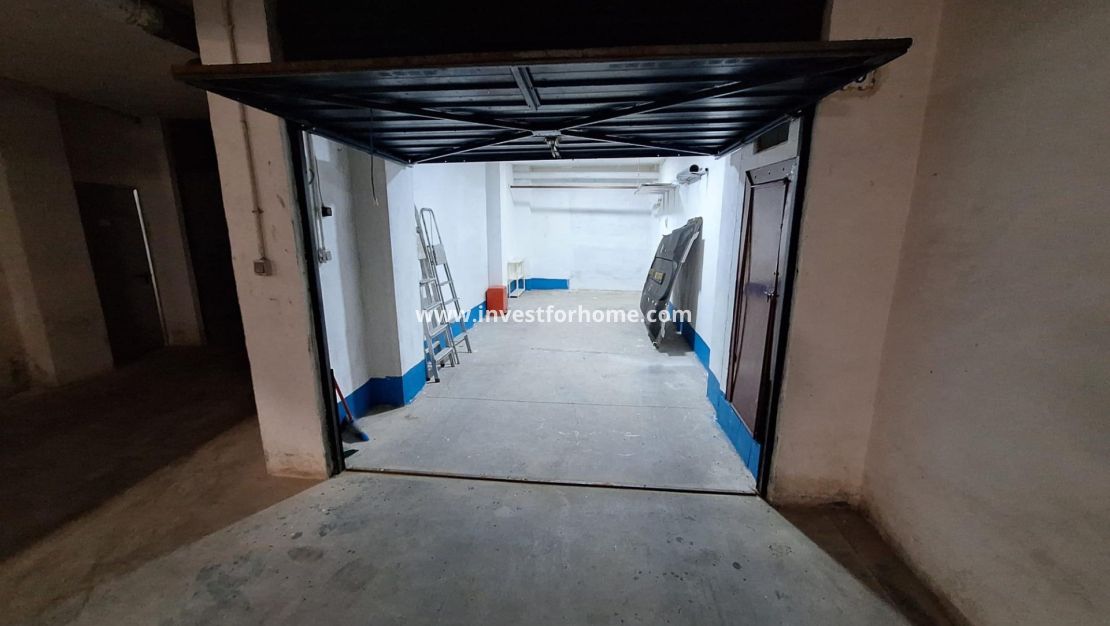 Sale - Apartment - Torrevieja - Centro