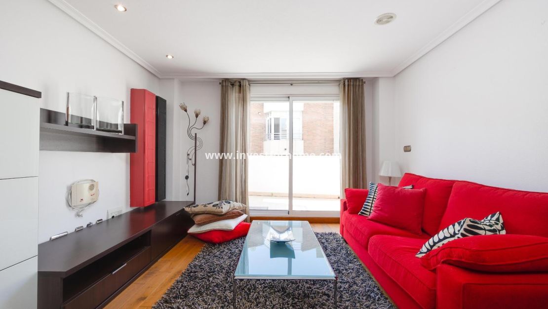 Sale - Apartment - Torrevieja - Centro