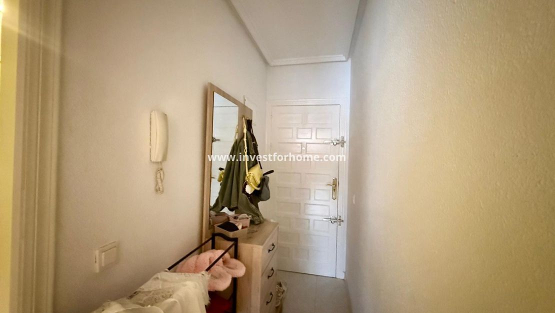 Sale - Apartment - Torrevieja - Centro