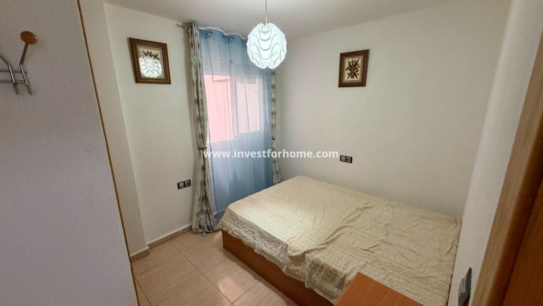 Sale - Apartment - Torrevieja - Centro