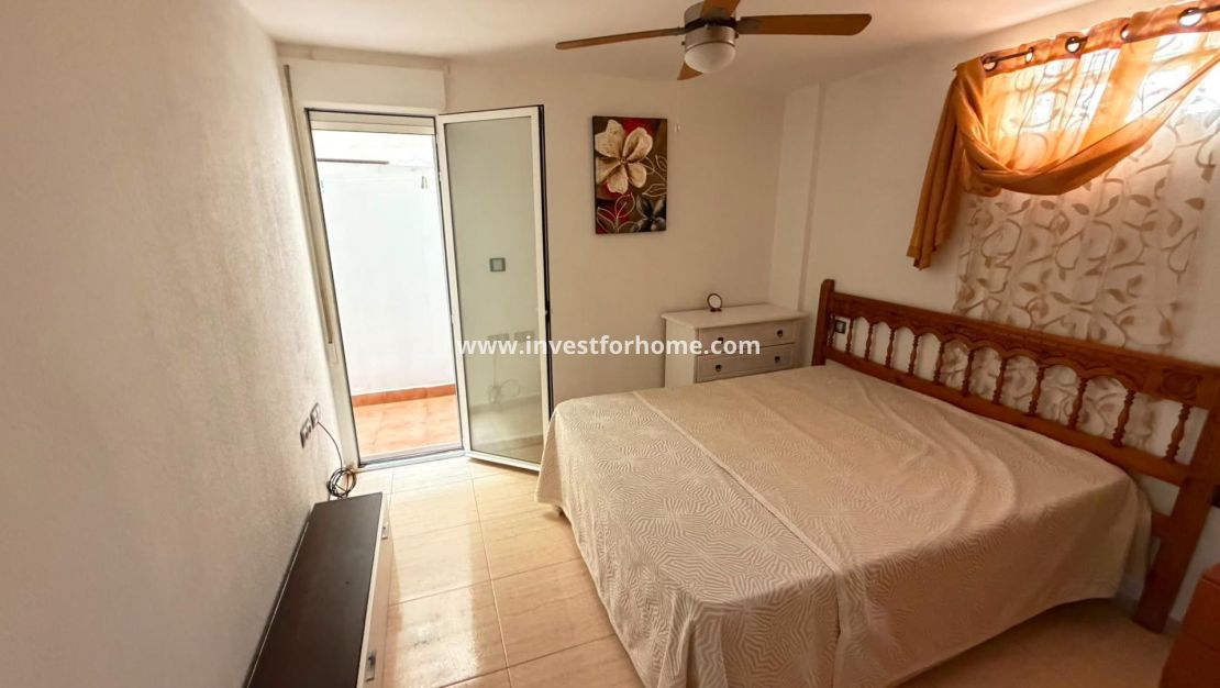 Sale - Apartment - Torrevieja - Centro