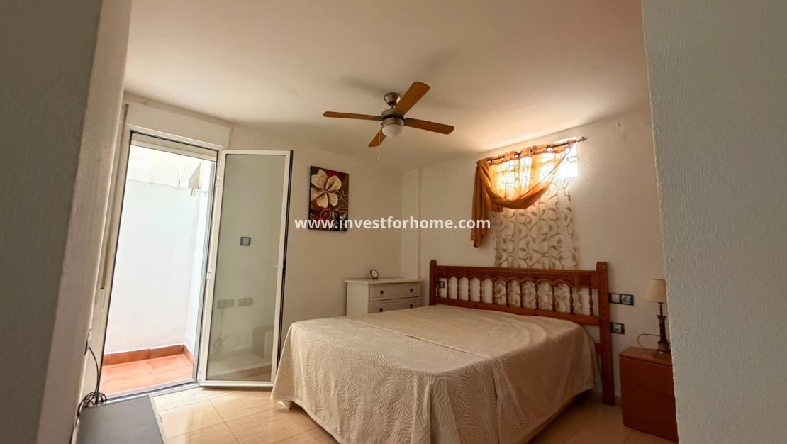 Sale - Apartment - Torrevieja - Centro